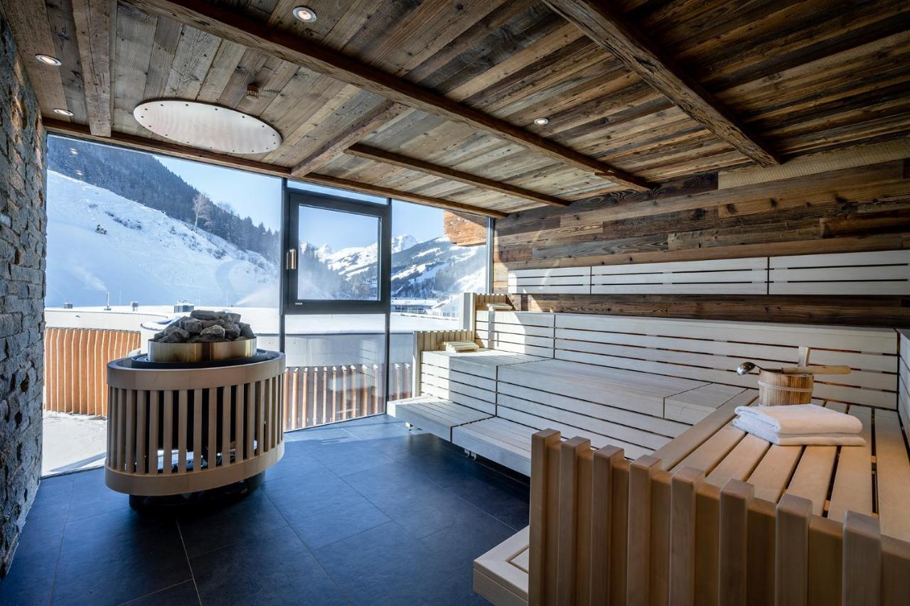 Hotel Das Zwoelferhaus Saalbach-Hinterglemm Eksteriør bilde